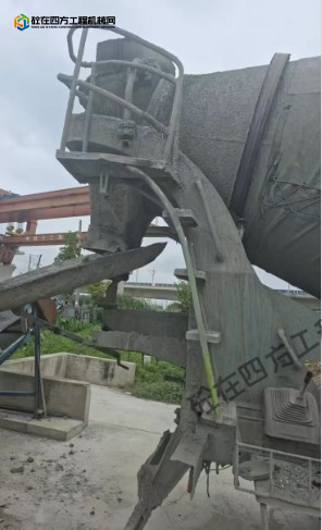 https://images.tongzsf.com/tong/truck_machine/20260920/16aaf7646c6d48.png