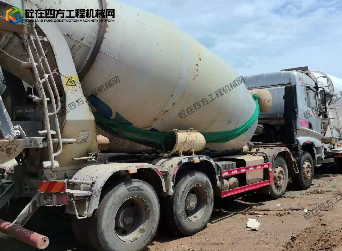 https://images.tongzsf.com/tong/truck_machine/20260922/16ab1f5a7cc4a7.jpg