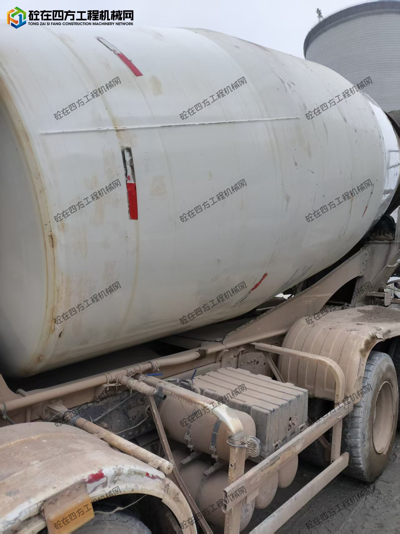 https://images.tongzsf.com/tong/truck_machine/20260924/16ab4d78b1f484.jpg