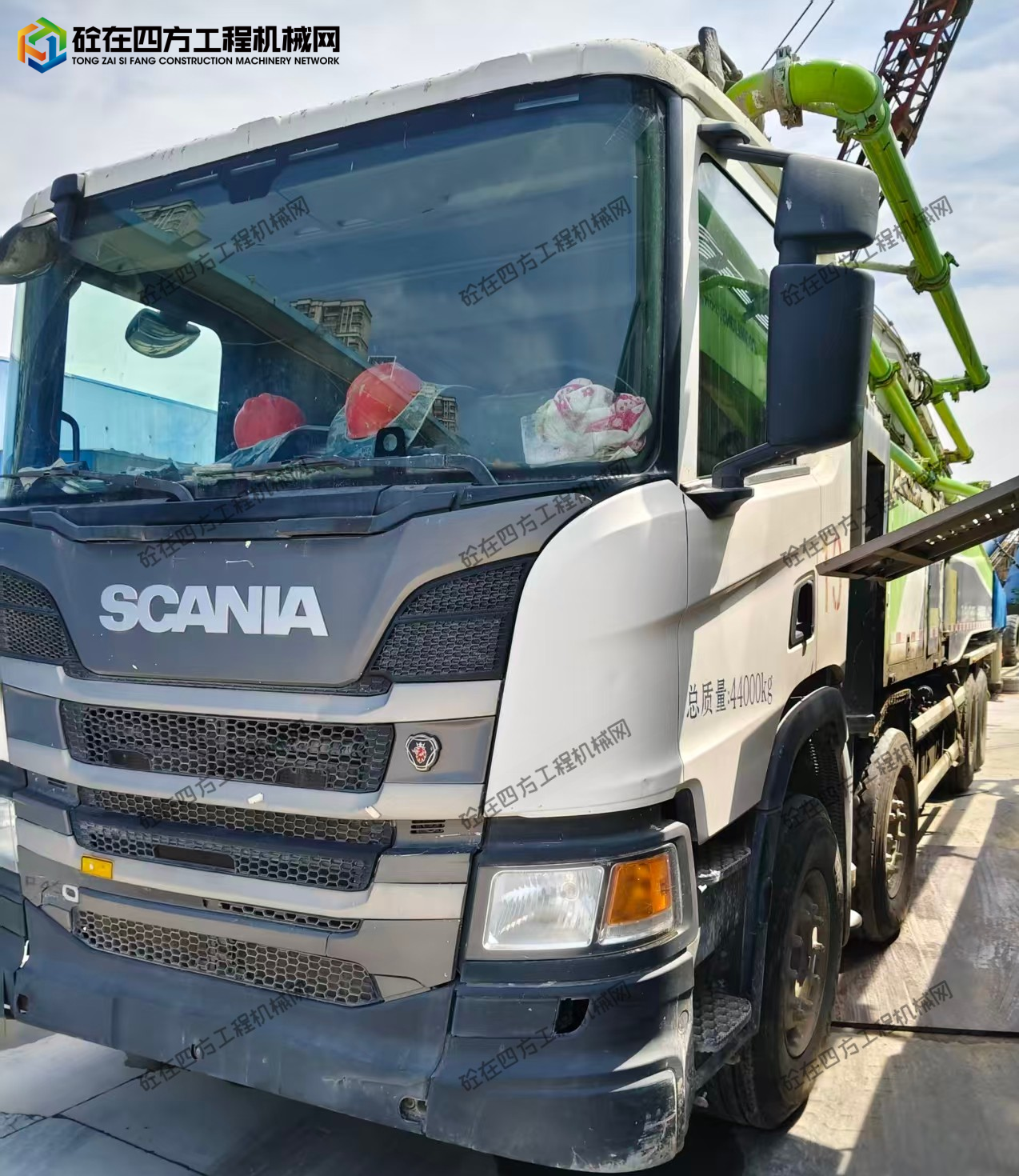 https://images.tongzsf.com/tong/truck_machine/20260927/16ab8d324b9ea2.jpg