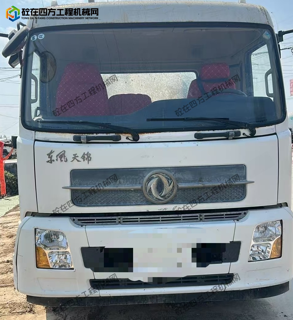 https://images.tongzsf.com/tong/truck_machine/20260928/16ab9cc4c46a64.jpg