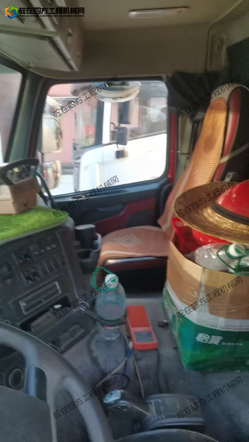 https://images.tongzsf.com/tong/truck_machine/20260930/16abc7e55e5c7e.jpg