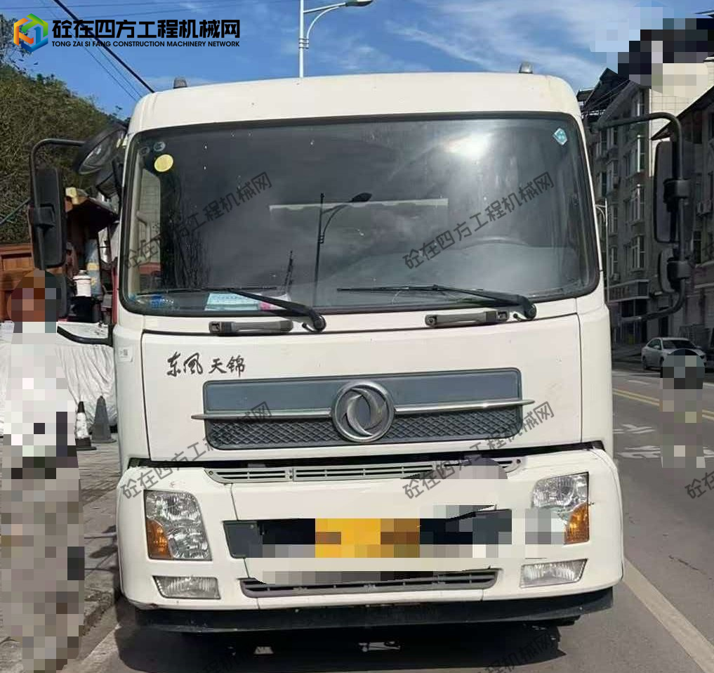 https://images.tongzsf.com/tong/truck_machine/20260930/16abcab438b694.jpg