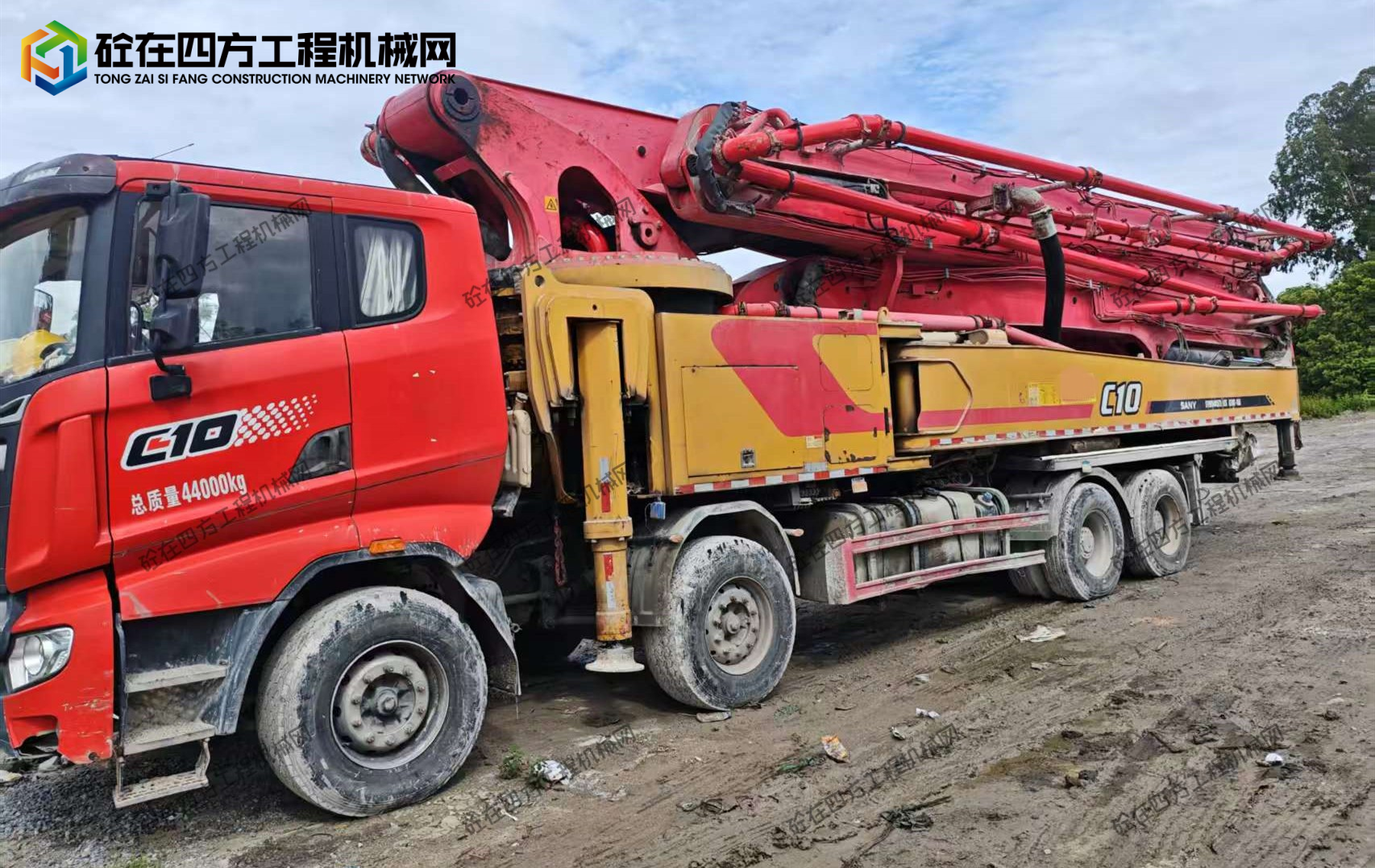 https://images.tongzsf.com/tong/truck_machine/20261008/16ac6f2277fde8.jpg