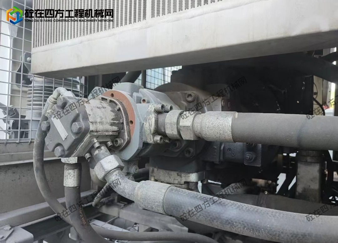https://images.tongzsf.com/tong/truck_machine/20261010/16ac98f29cbf37.jpg