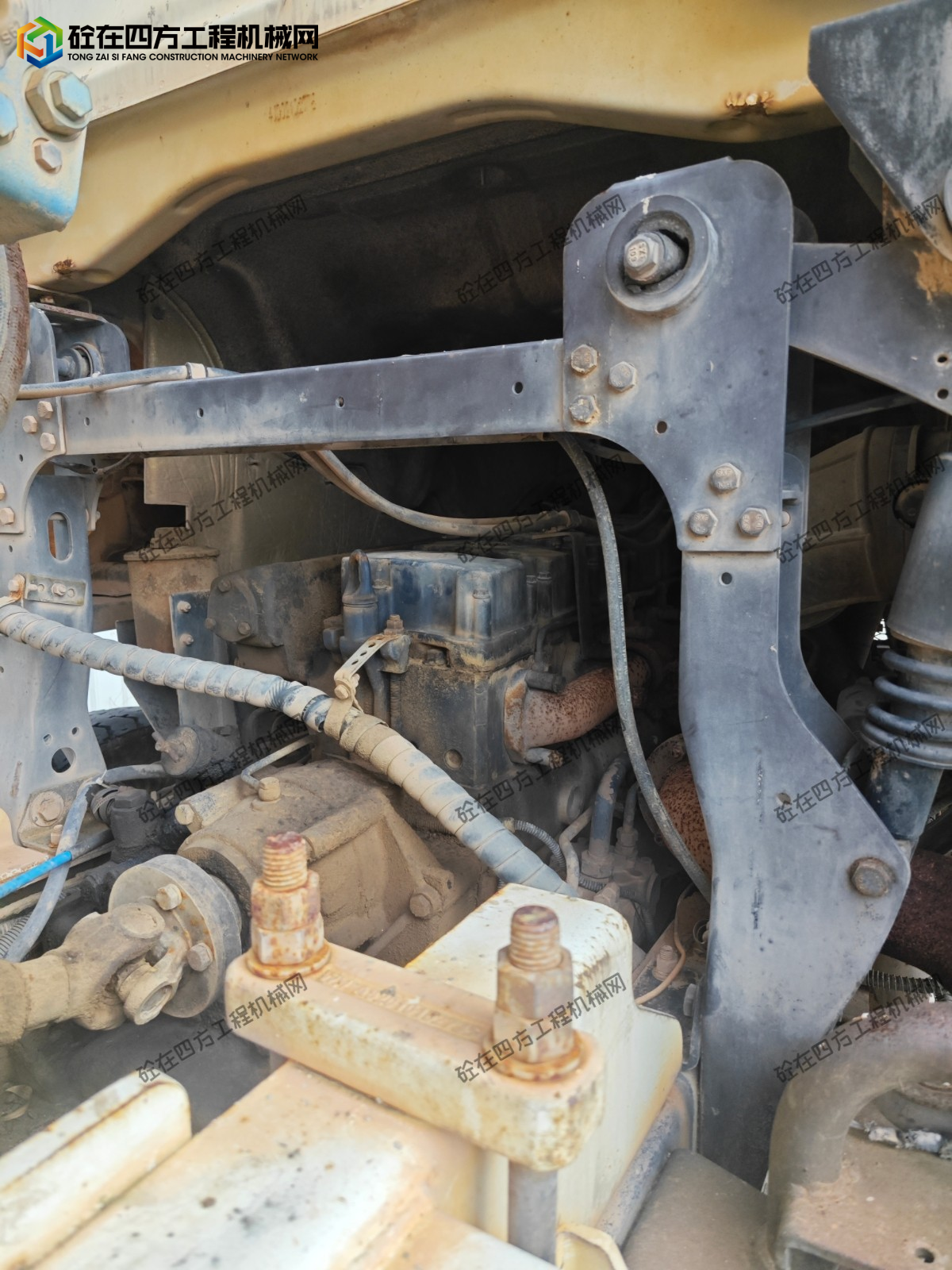 https://images.tongzsf.com/tong/truck_machine/20261012/16acc30c10cb36.jpg
