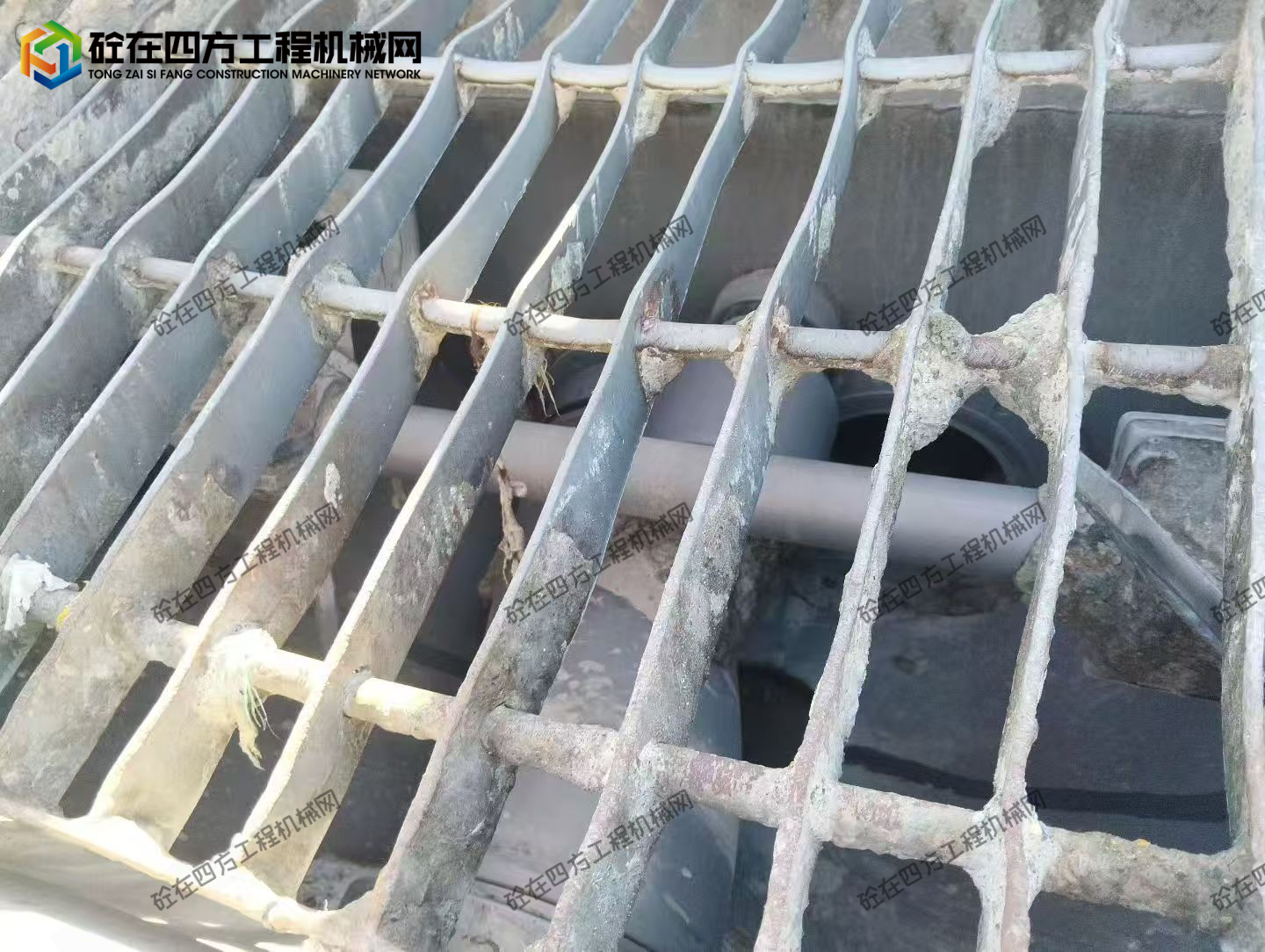 https://images.tongzsf.com/tong/truck_machine/20261025/16add8af2aff09.jpg