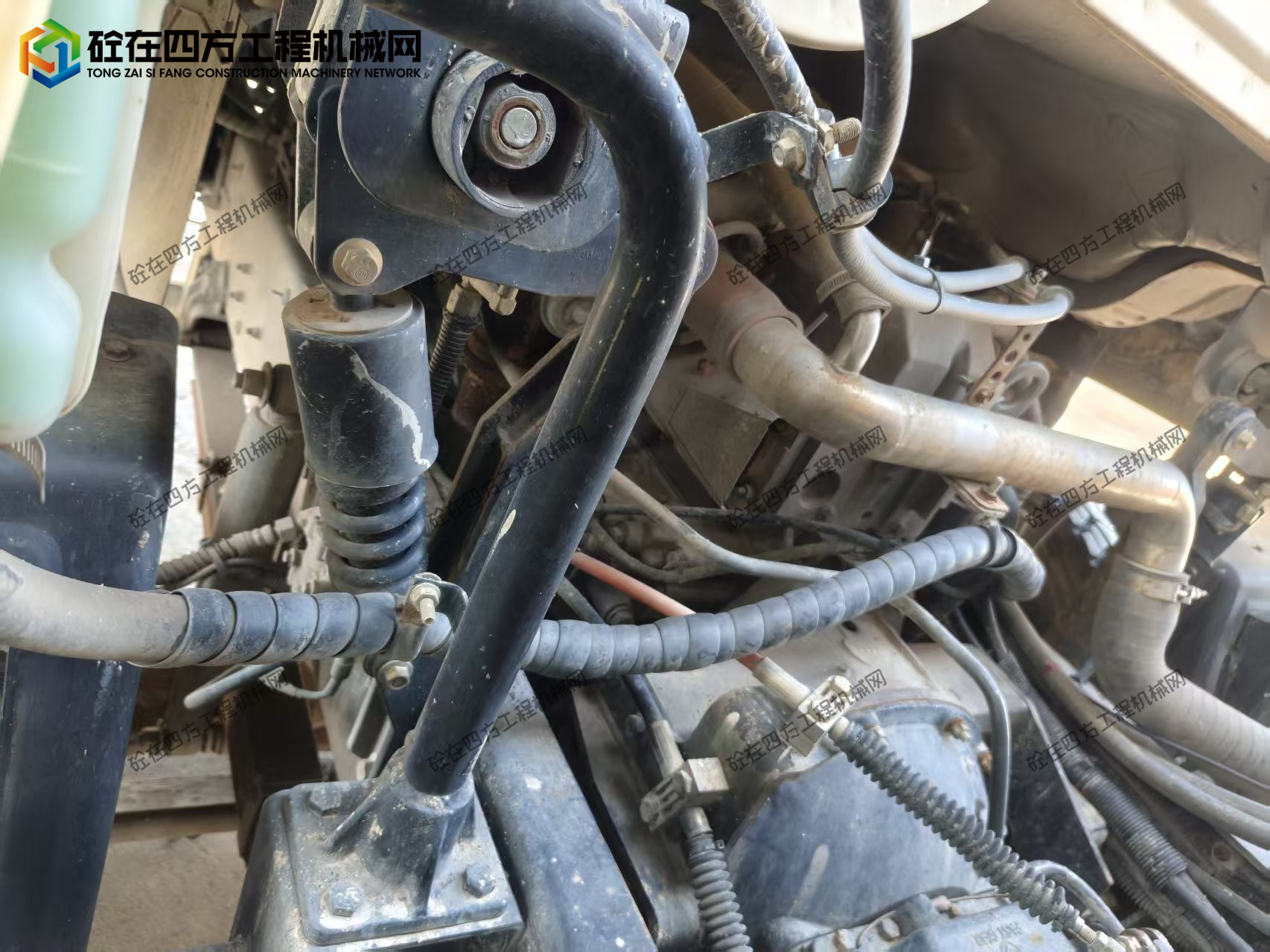 https://images.tongzsf.com/tong/truck_machine/20261029/16ae2de0c32979.jpg