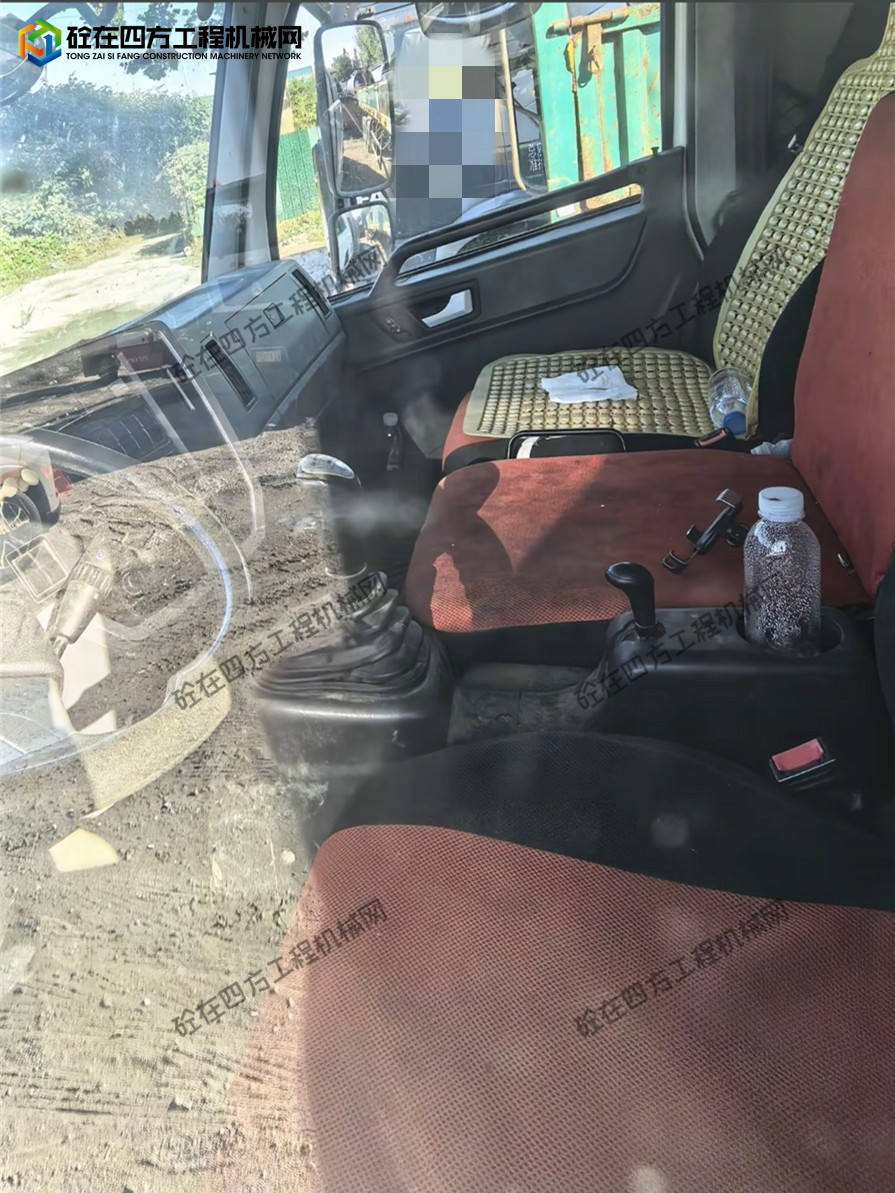 https://images.tongzsf.com/tong/truck_machine/20261029/16ae2f220540a7.jpg